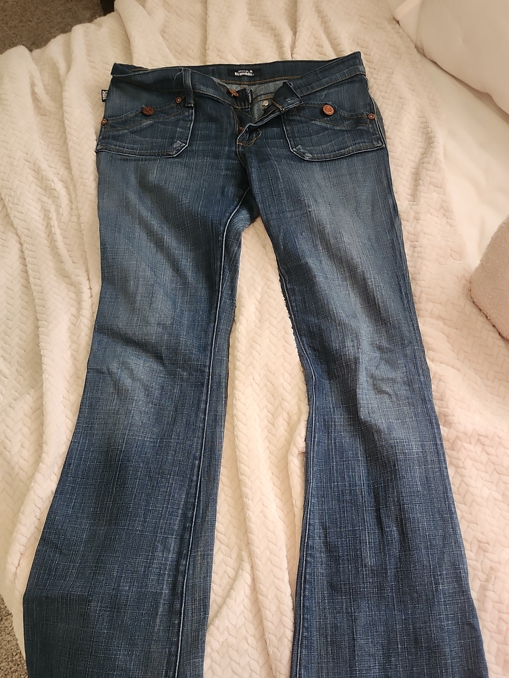 Rock & Republic Dark Blue Flare Jeans